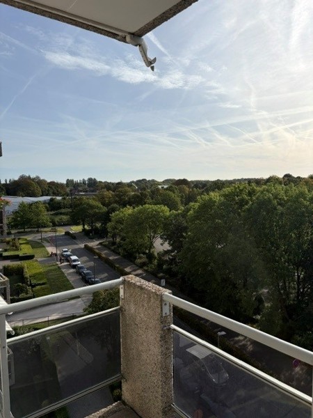 Ruim en lichtrijk 3-slaapkamer appartement op een top locatie - foto 5
