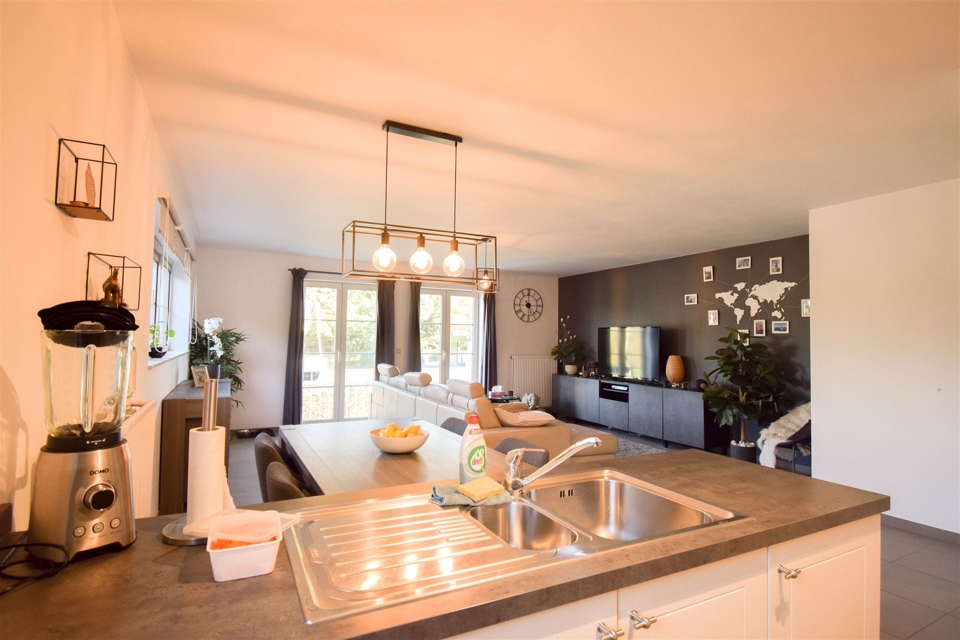 Instapklaar 2 slaapkamer appartement met garage - foto 4