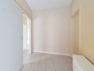 This office or practice space for rent is centrally located in the heart of Drongen and has excellent accessibility. Thanks to the proximity of...