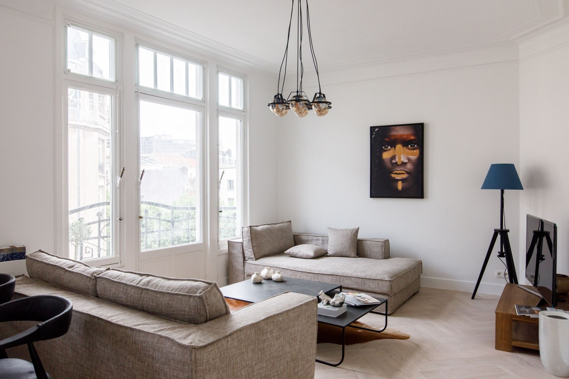 Stijlvol gerenoveerd appartement met authentieke elementen en balkons in de buurt Sint-Katelijne - foto 2