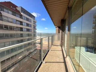 Residentie ClaridgeOntdek dt prachtig appartement gelegen op de 5de verdieping van de prestigieuze residentie Claridge, in het hart van het begeerde...