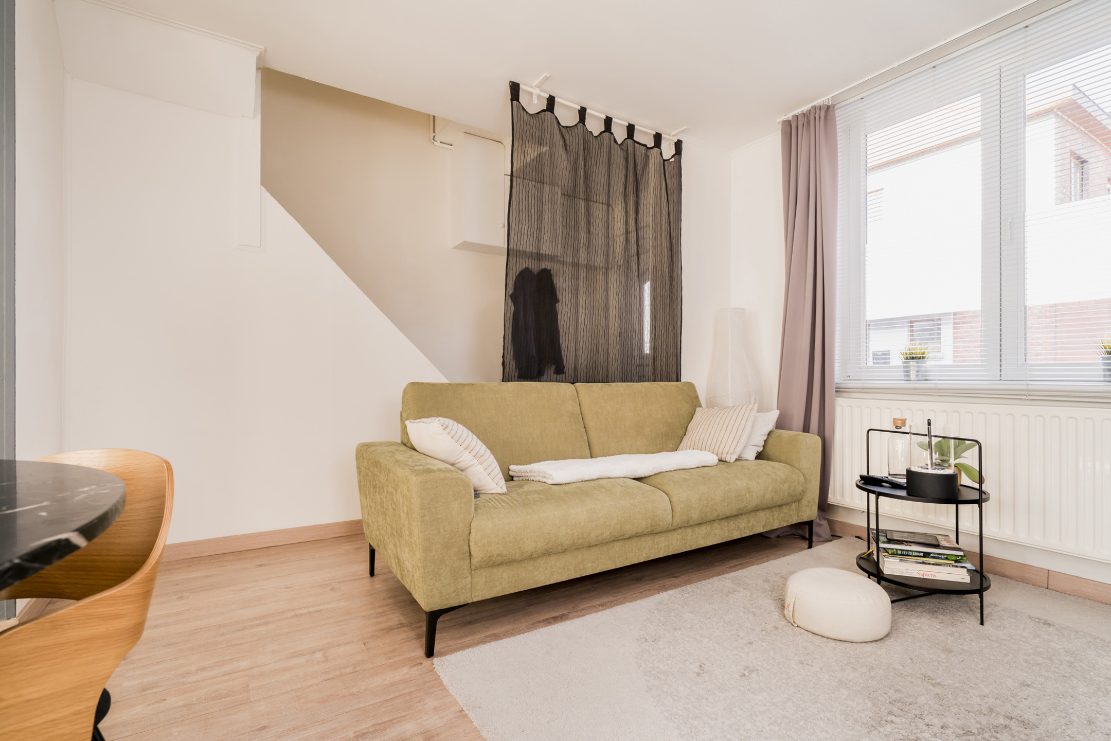 Mooie instapklare woning met ruime tuin  - foto 2