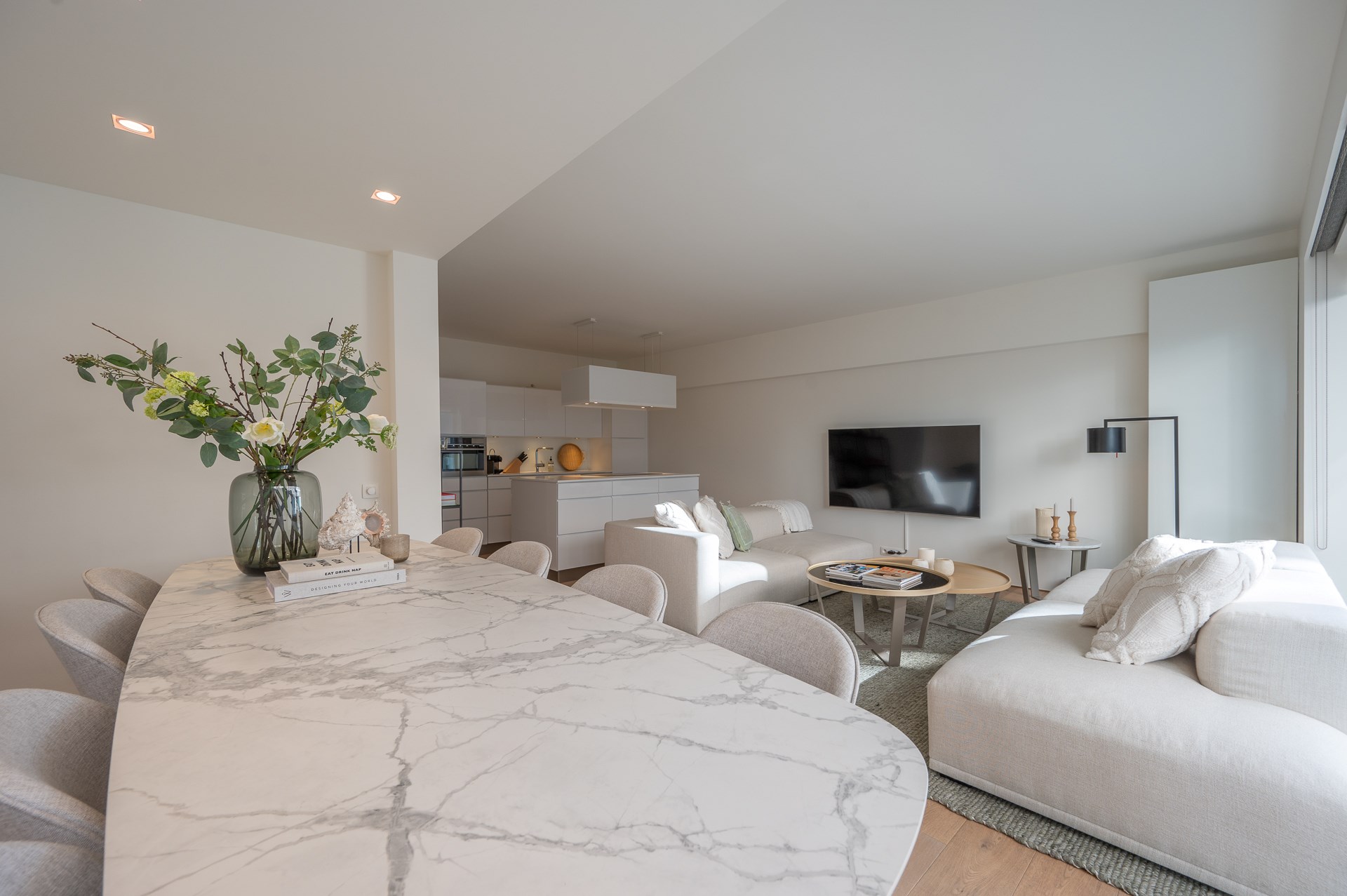 Stijlvol appartement met een gevelbreedte van circa 6 meter genietend van zijdelings zeezicht gelegen aan de Kustlaan. - foto 4