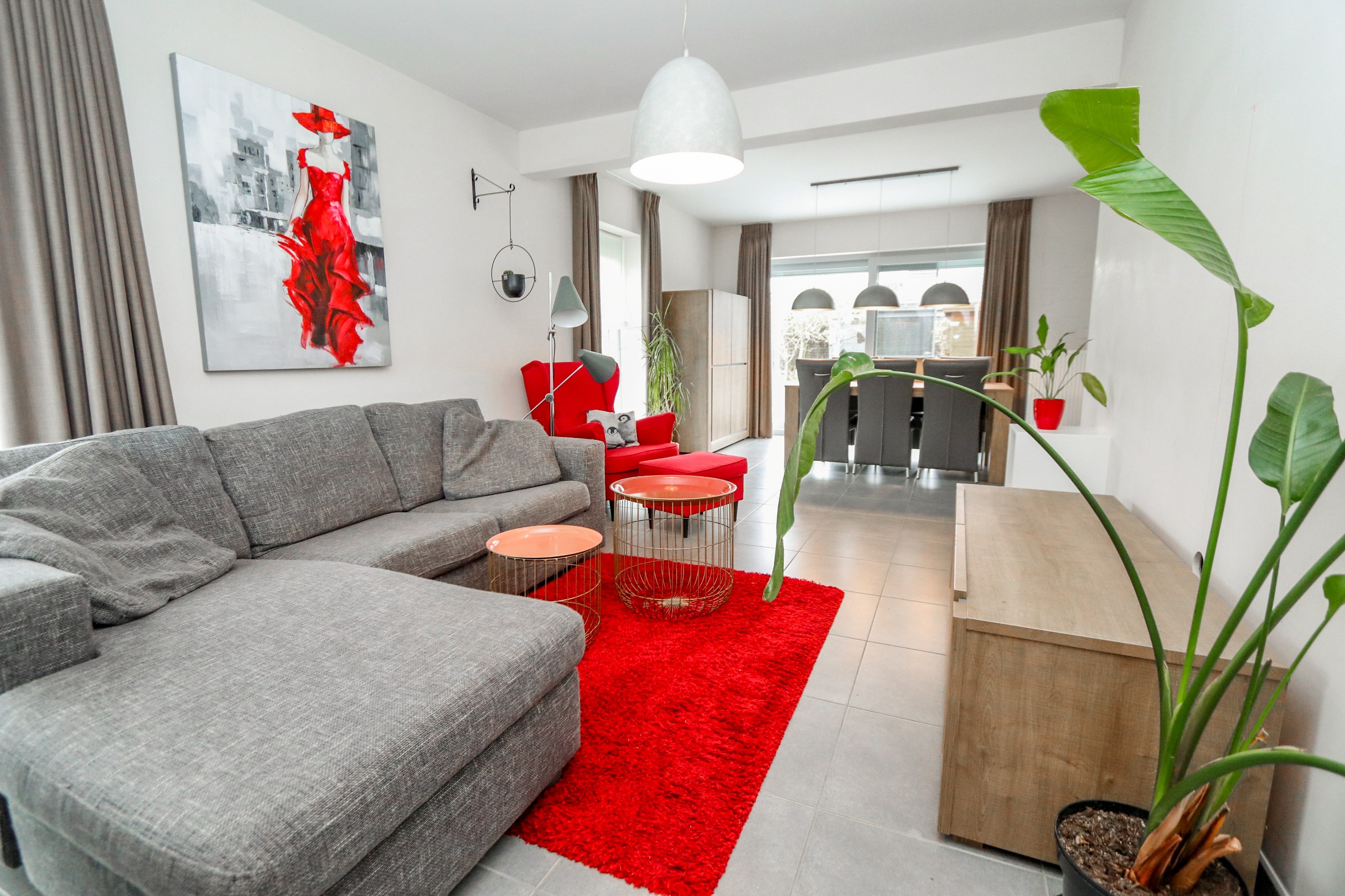 RECENTE GEZINSWONING MET TUIN EN GARAGE - foto 3