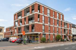 Bent u op zoek naar een modern, energiezuinig en instapklaar appartement met alle comfort, op een uitstekende ligging? Dan is dit ruime...