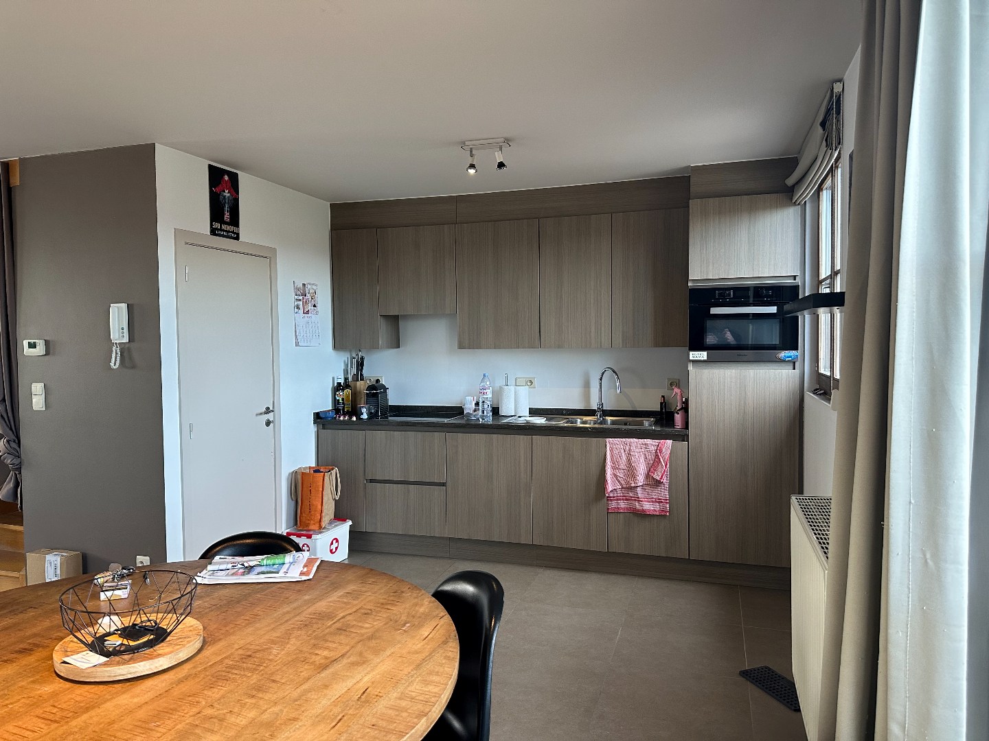 Stijlvol duplex appartement met 3 slaapkamers en groot terras - foto 4