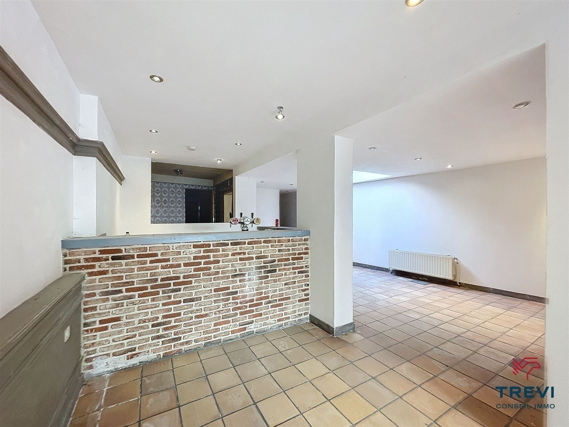 Belle maison de commerce avec un appartement - photo 5