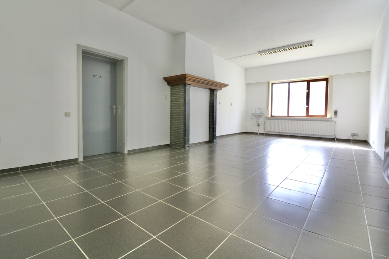 Commercial à louer à Eeklo - photo 5