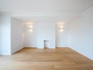 Ideaal gelegen in een rustige en aangename straat, vlakbij het Ter Kamerenbos en de Franklin Rooseveltlaan, is dit vierkamerappartement van circa...