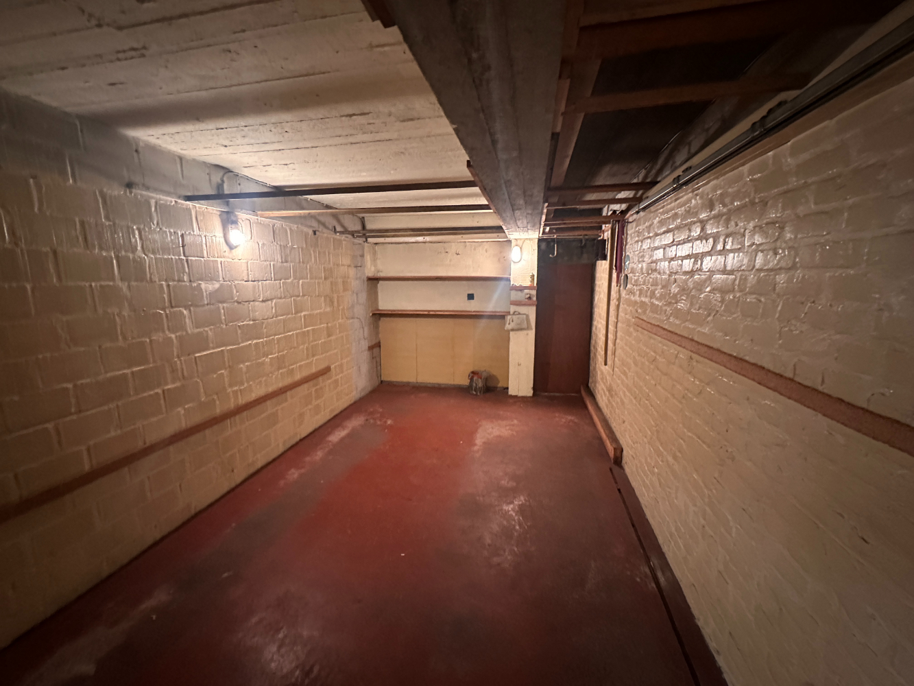 Gesloten garagebox in centrum - photo 5