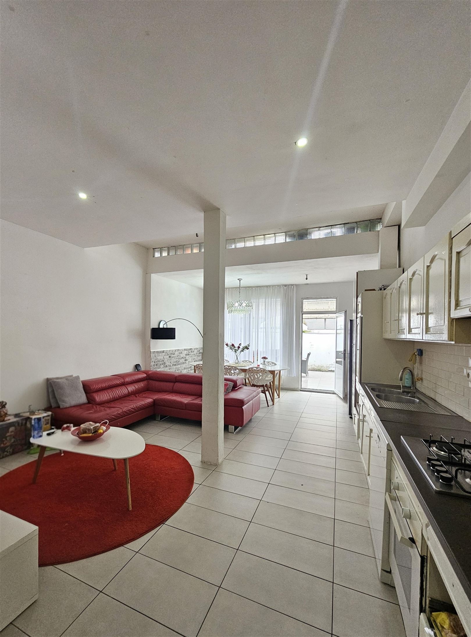 Woning ingedeeld in 3 appartementen - foto 2