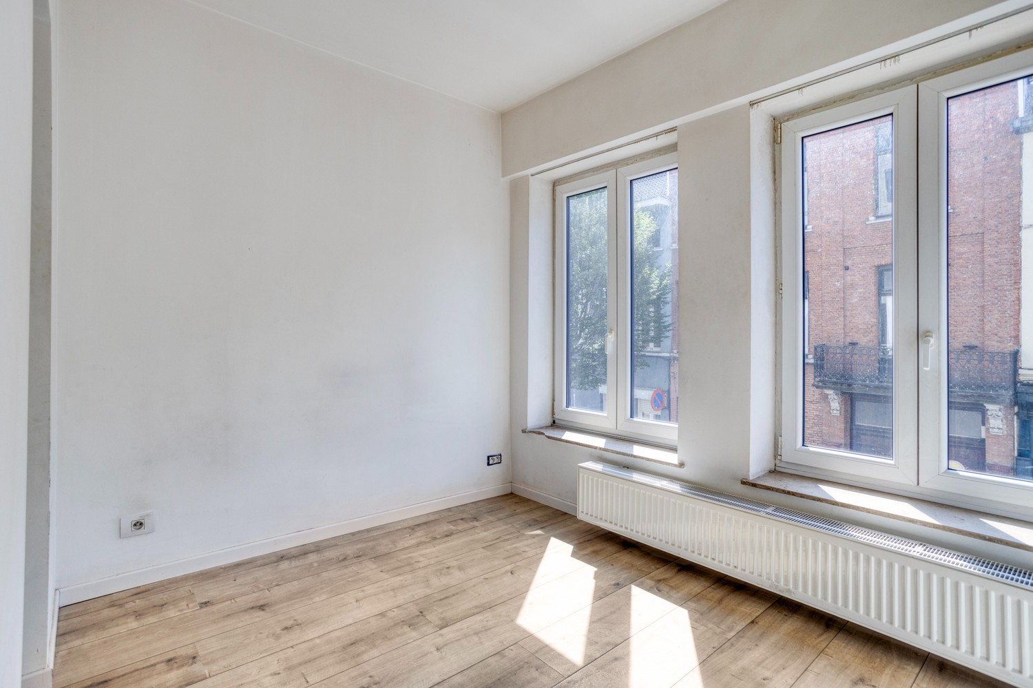 Vergund opbrengsteigendom op toplocatie - foto 4