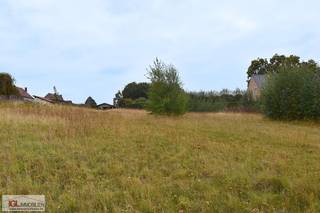 Immo Groot Leeuw stelt u deze bouwgrond voor in Bellingen. Het perceel bestaat uit 7a91ca en is toegelaten om een open bebouwing te bouwen met...