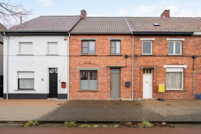 Gerenoveerde woning met tuin en garage! - foto 1