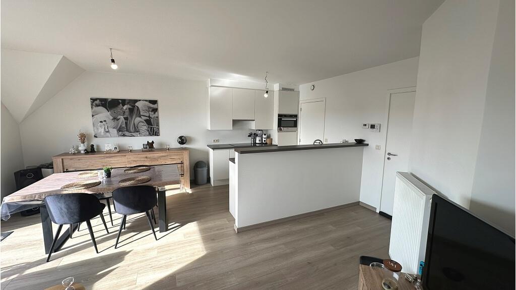 2-slaapkamerappartement met Terras en Garage te koop in Zedelgem - photo 1