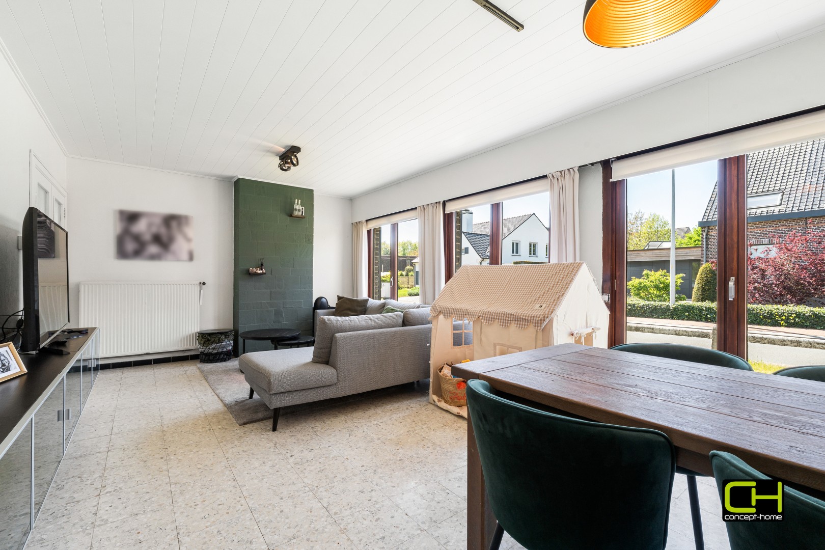 Vrijstaande bungalow met loods op een perceel van 865 m² te koop in Merendree - foto 4