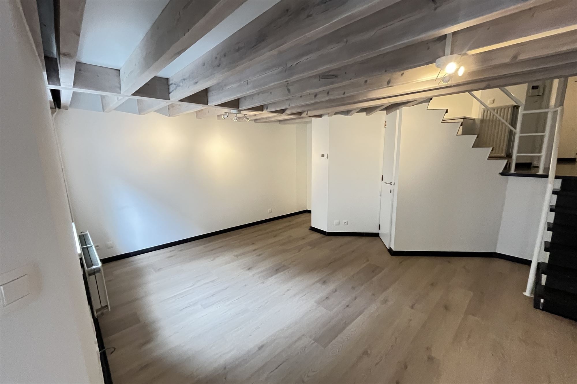 Apartment - photo 3