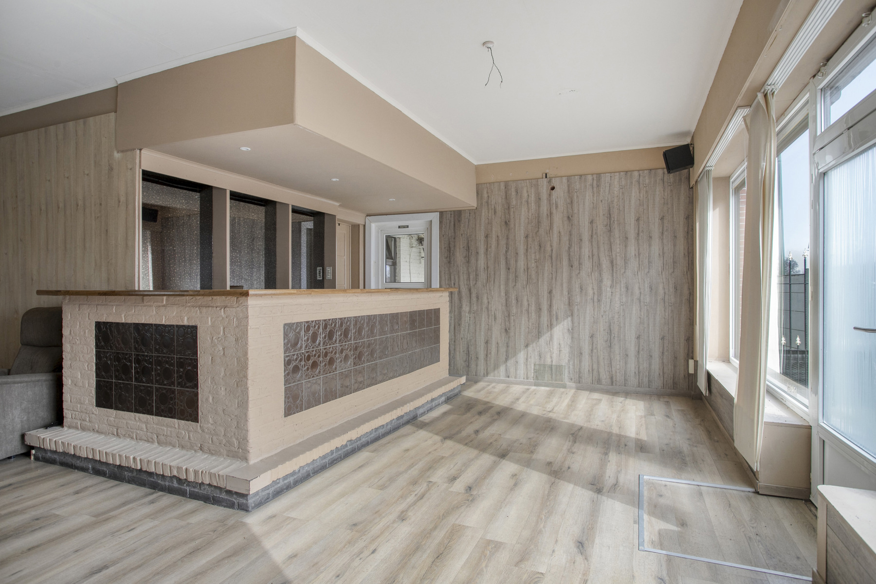 Handelspand / woning in het centrum van Schellebelle - foto 3
