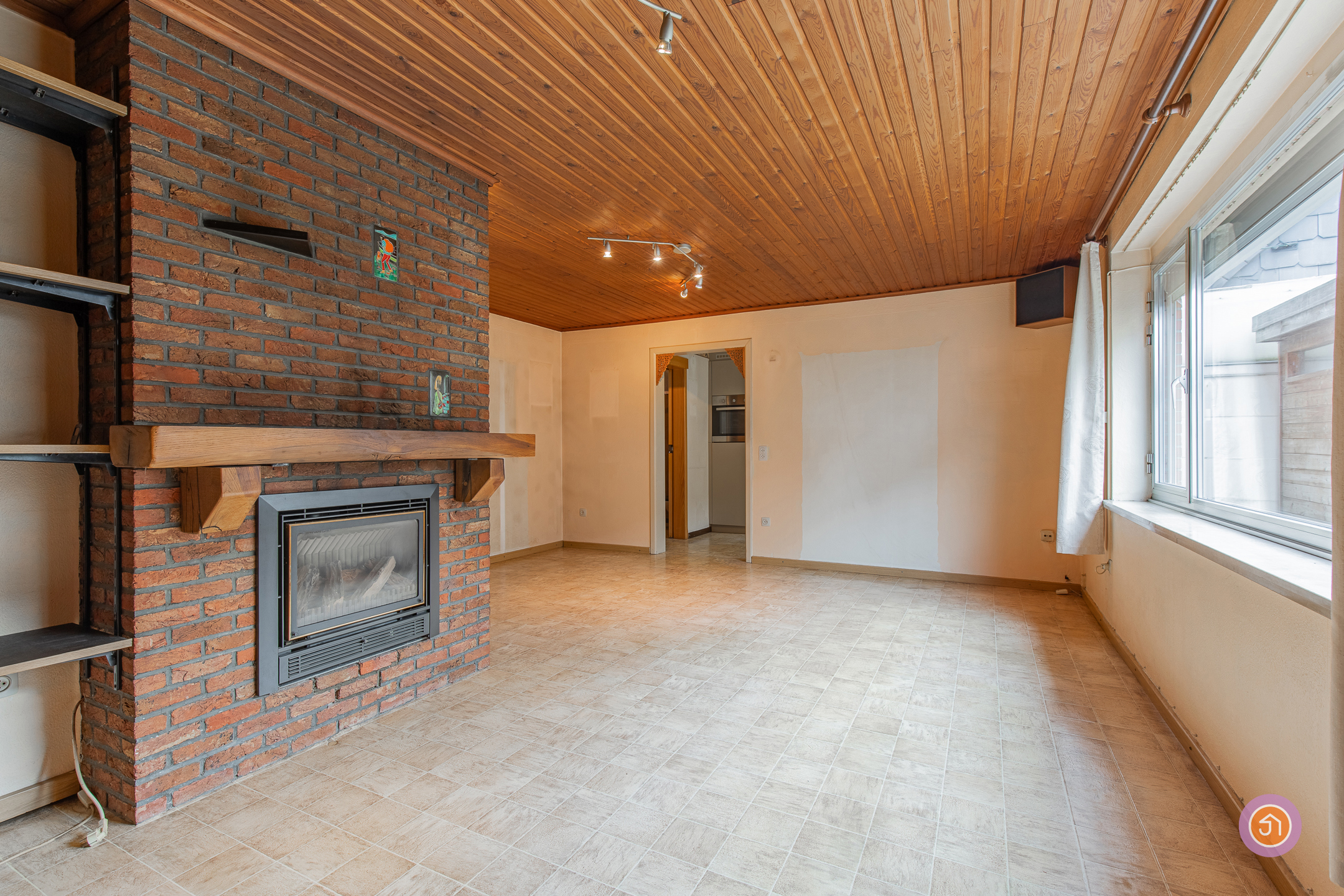 Ruime woning in het centrum van Bornem - foto 2