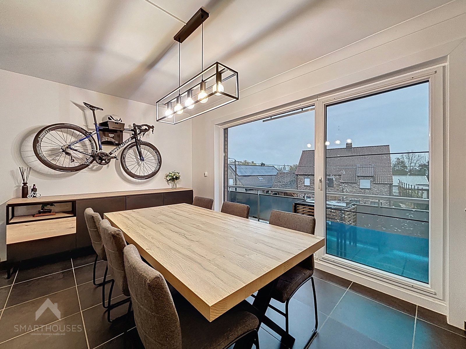 Centraal gelegen appartement met 2 slpks en staanplaats - foto 4