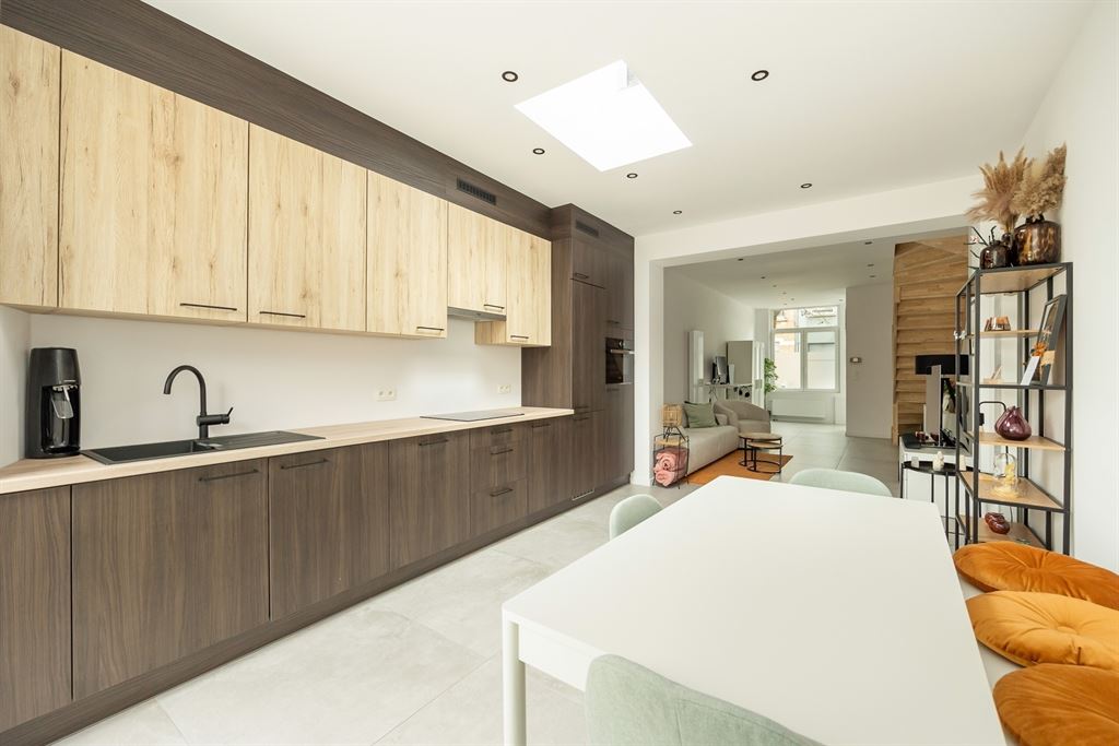 Volledig gerenoveerde woning vlakbij centrum Lier - foto 1