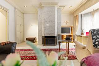 Dit huis ontdek je op een uiterst commerciële locatie middenin het hart van de bruisende stad Antwerpen. Met een strategisch gelegen...