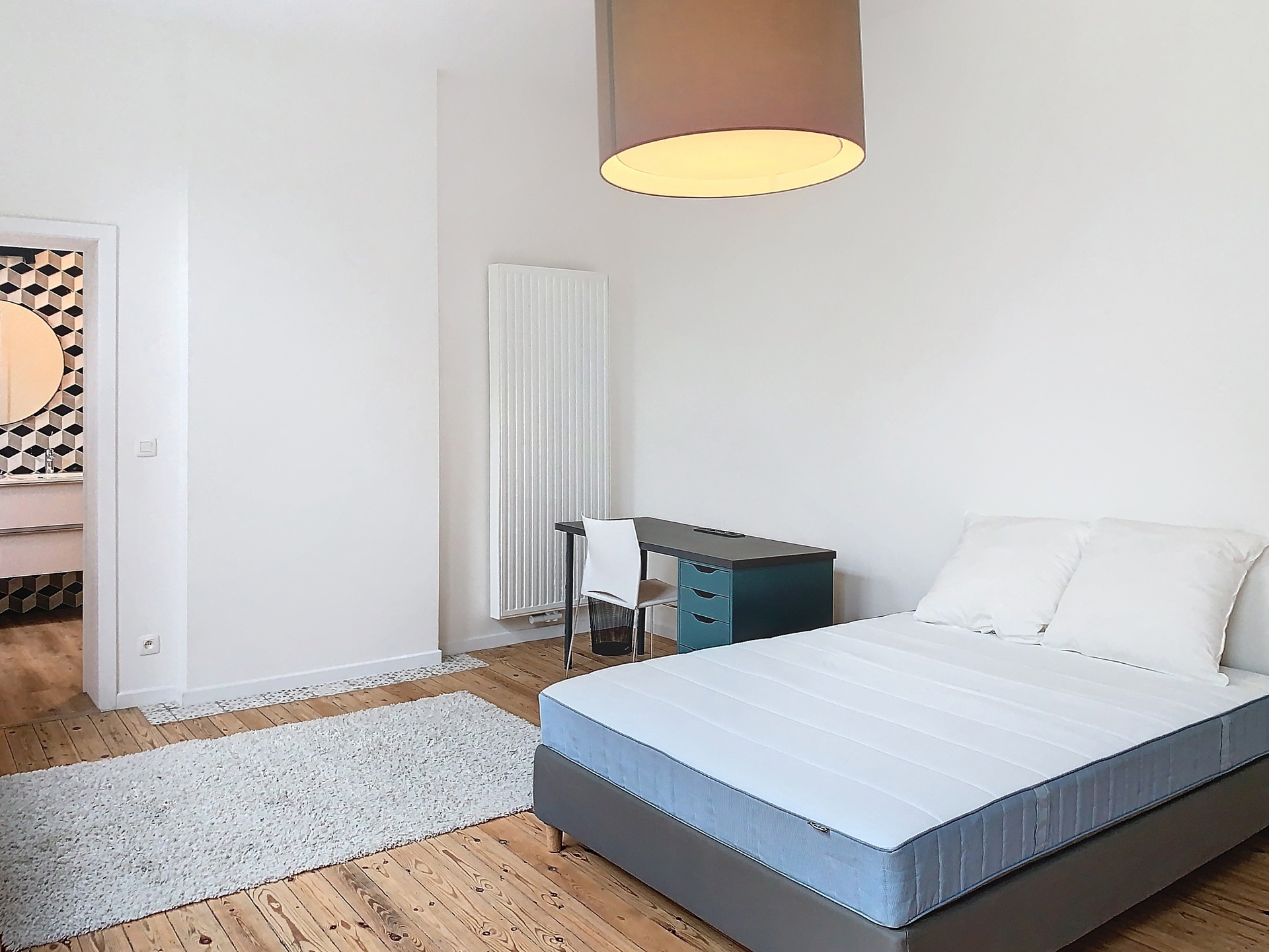 Appartement te huur in Mons met 1 slaapkamer - foto 1