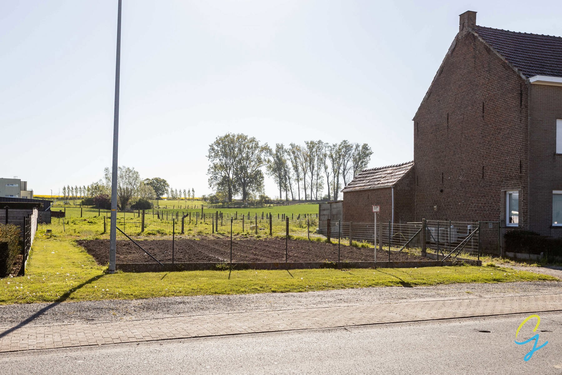 Bouwgrond voor open bebouwing in het landelijke Viane - foto 4
