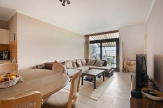 Appartement te koop – 5e verdieping, residentie Zavelplein – Centrum GenkWelkom in het bruisende hart van Genk! Op de 5e verdieping vind je dit...
