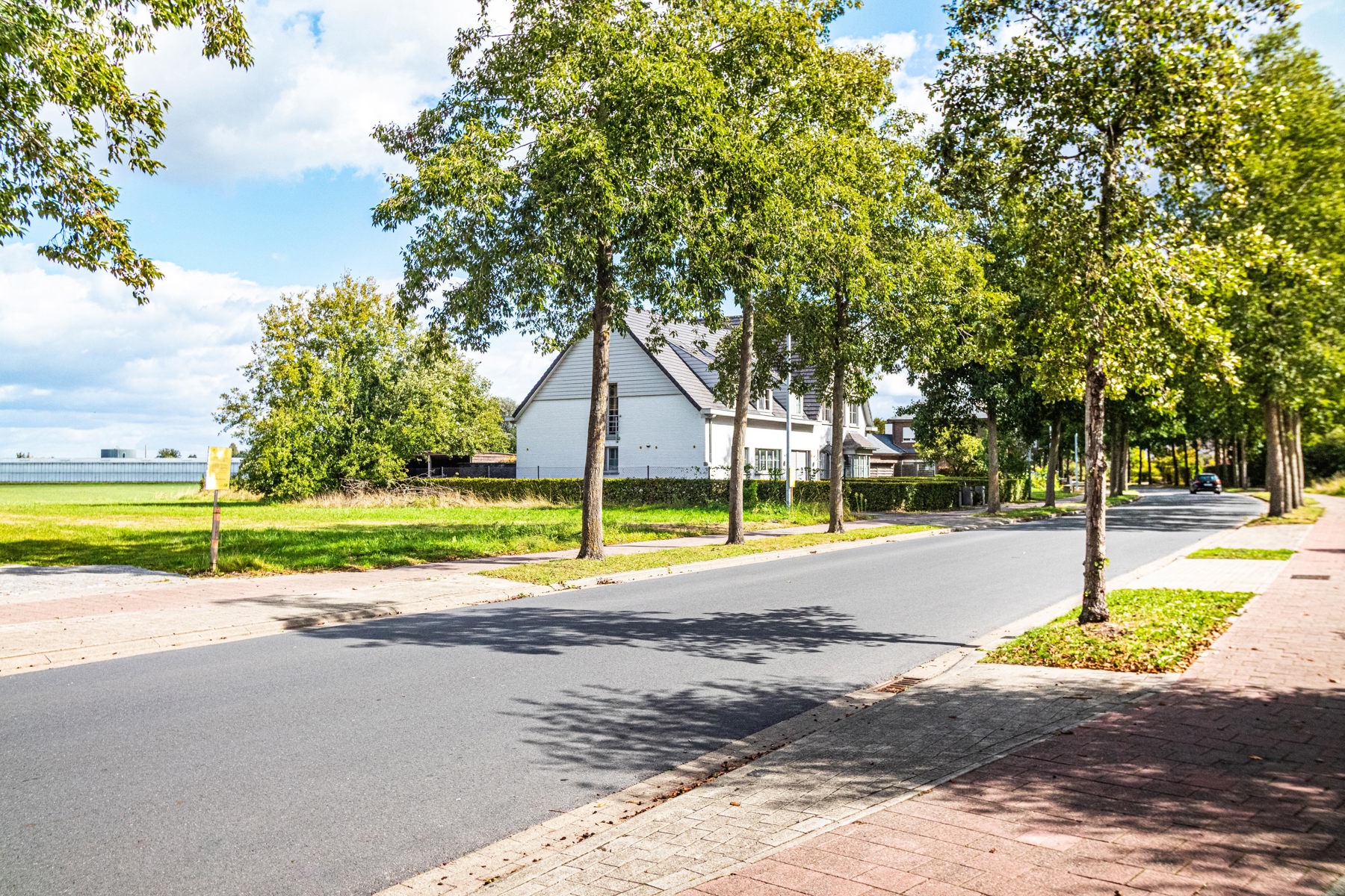 Ruim appartement met 2 slaapkamers, zonnig terras en garage - foto 4