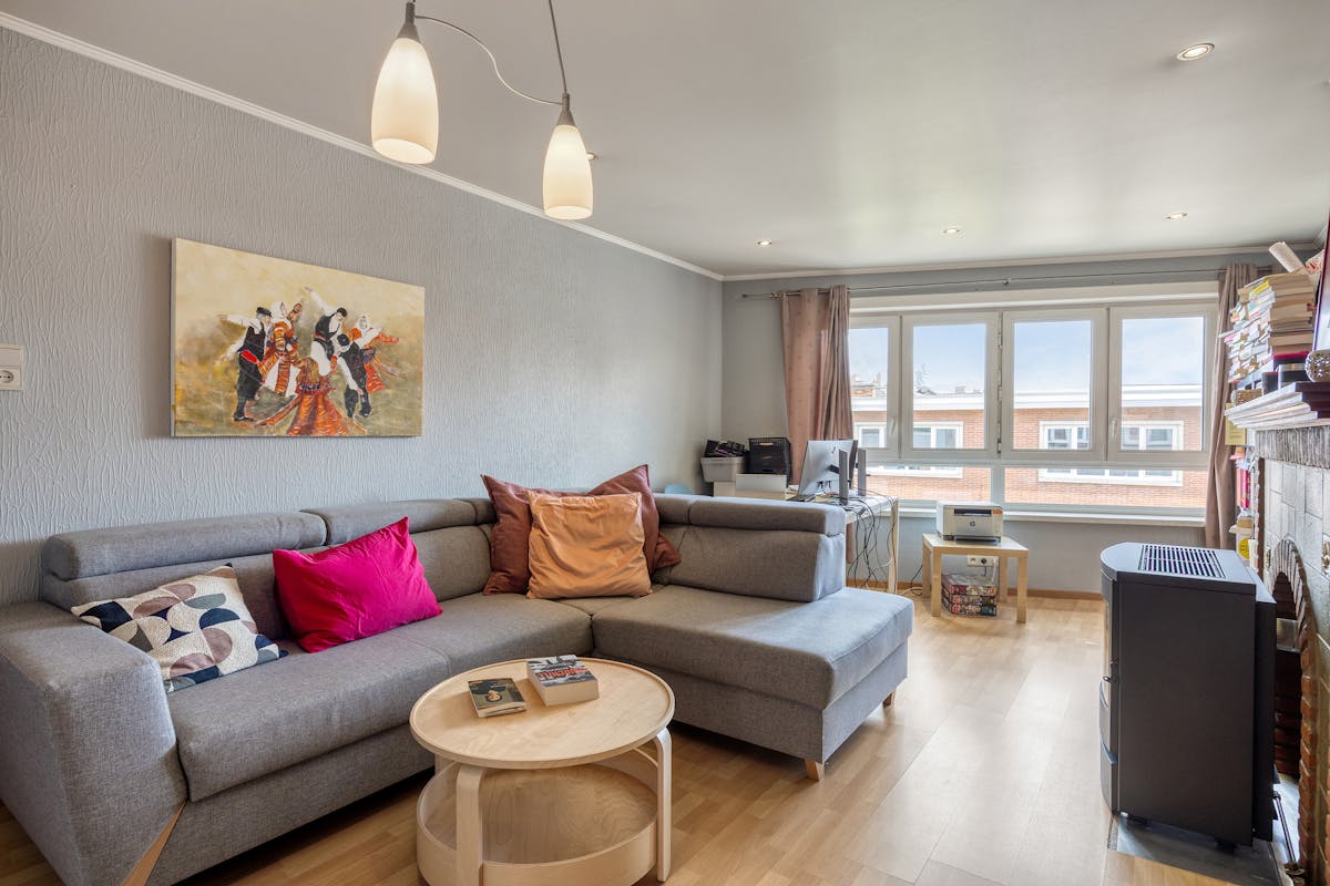 Cosy apartment with parking space in Hasselt - photo 3