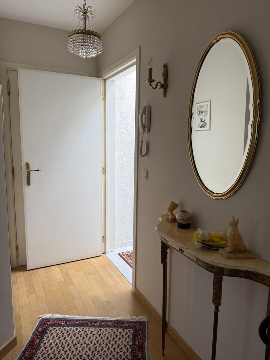Instapklaar ruim app met 3 slaapkamers, groot terras en ondergrondse staanplaats - foto 4