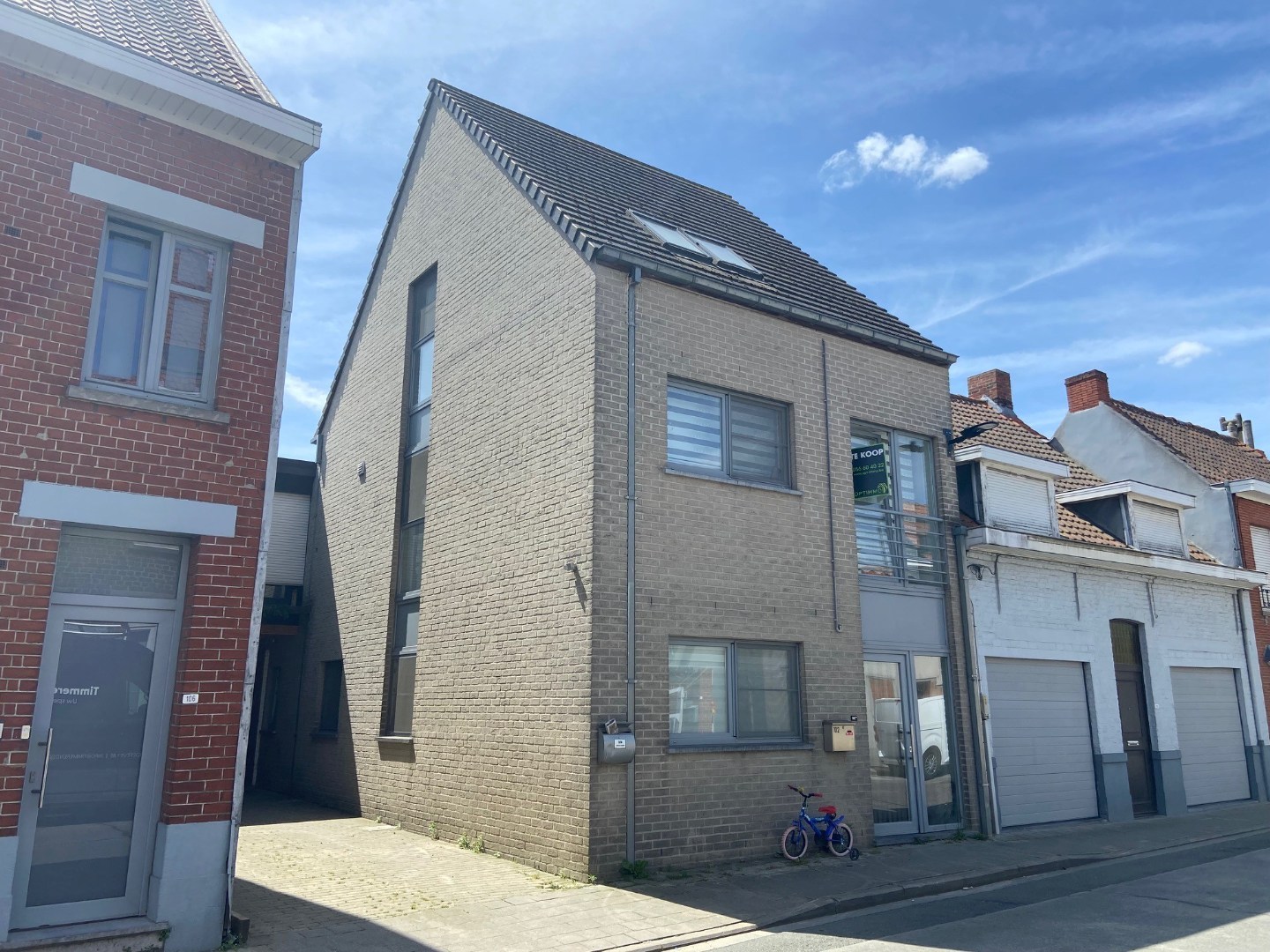 Moderne loft-woning met dakterras in hartje Desselgem! - foto 2
