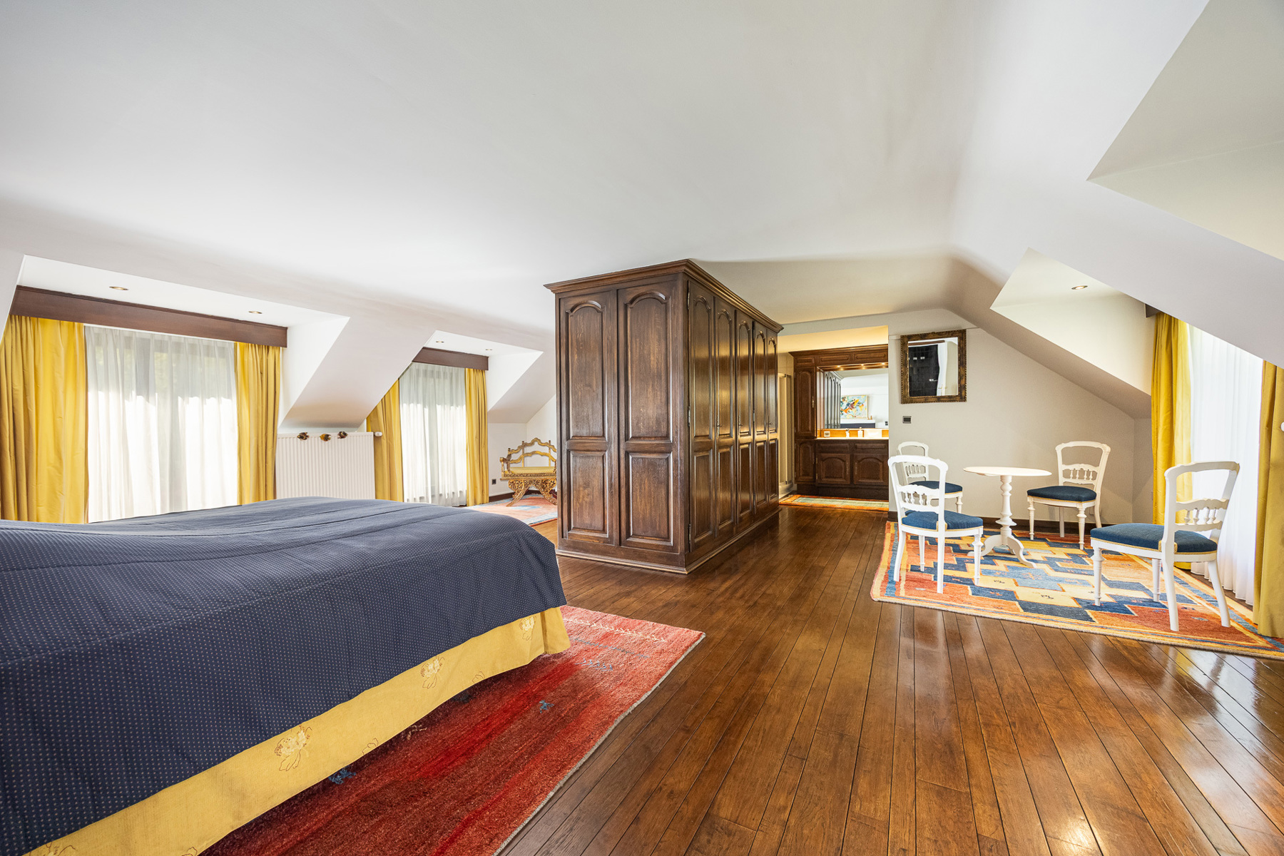 KASTEELVILLA MET BINNENZWEMBAD OP 7.233M² - foto 5