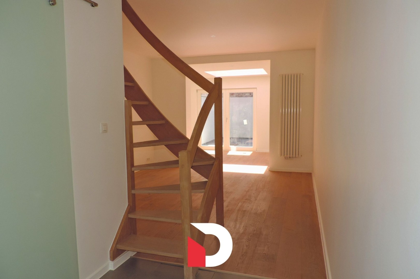 Gerenoveerde rijwoning met 2 slk's in centrum Brugge - foto 3