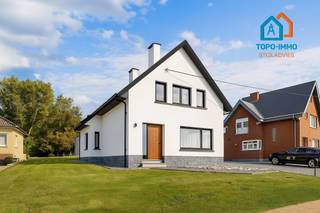 Voor meer info of een bezoek, bel 053 59 49 32 - Voor meer foto's, check www.topo-immo.be - In de Rensbergstraat te Vollezele, een rustige...