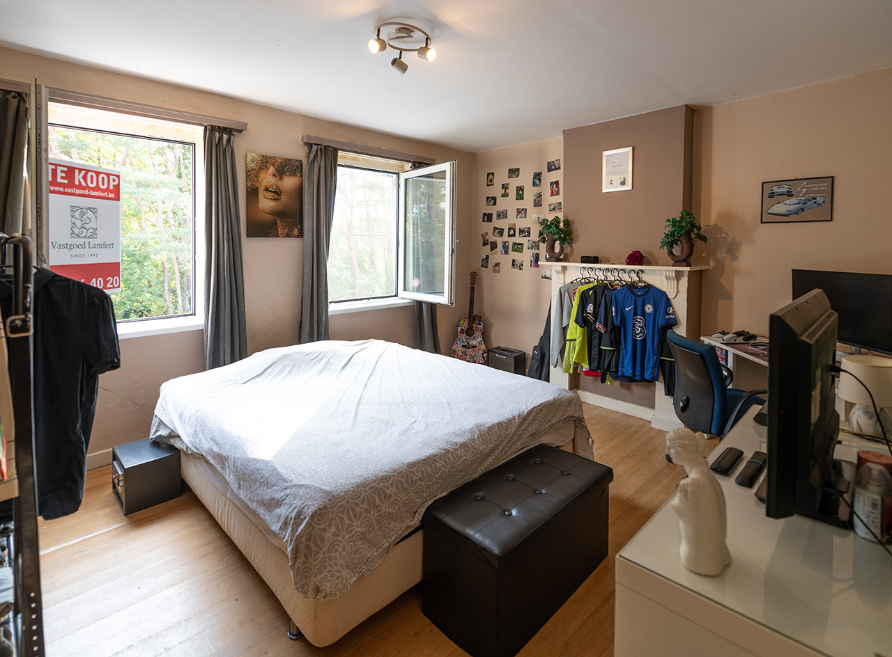 Hoekwoning met 2 slk op ruim perceel kort aan het Leopoldse stadscentrum - foto 4