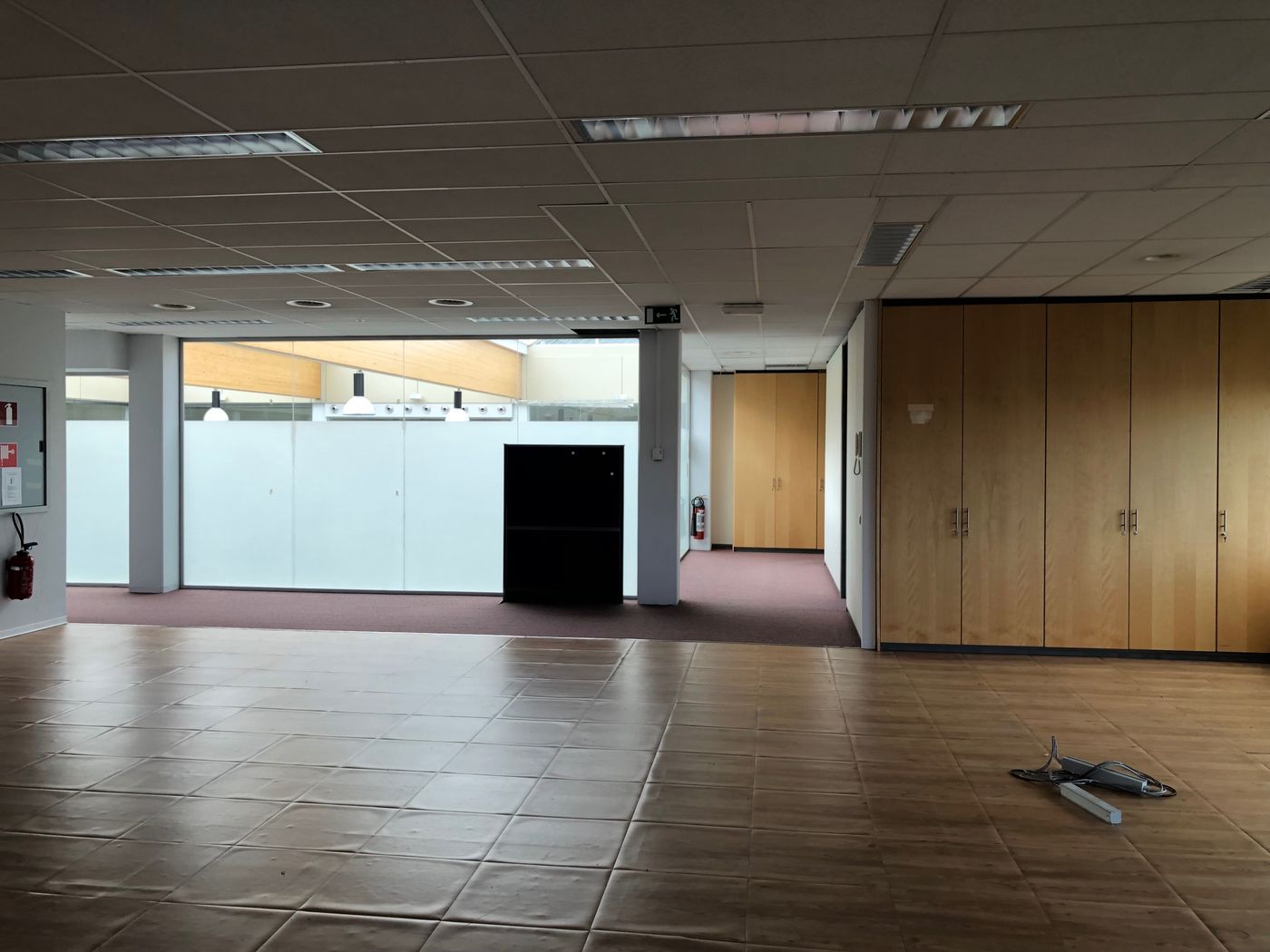 700 m² polyvalente ruimte en kantoren nabij E40 te Zaventem - photo 5