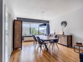 Dit gezellige, instapklare appartement op de 2e verdieping is gelegen in een toffe, residentiële wijk in Hoevenen. Hoewel winkels, openbaar...