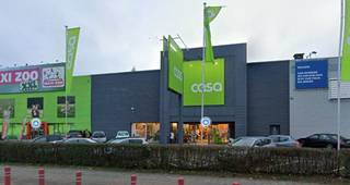 De winkelruimte heeft een oppervlakte van 1025m².Dit pand geniet een uitstekende zichtbaarheid dankzij de gunstige ligging langs de boomsesteenweg...