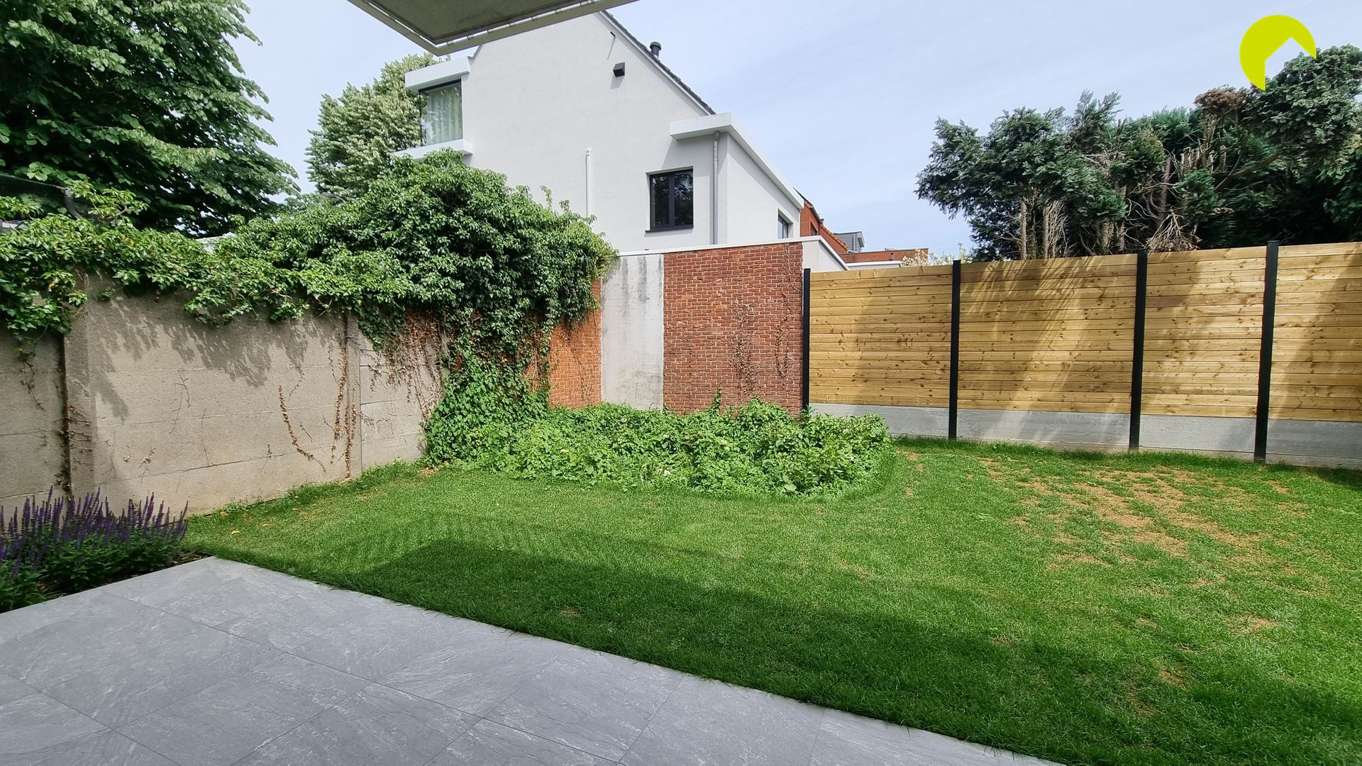 Gelijkvloers appartement met tuin, 2slk en parking - foto 2