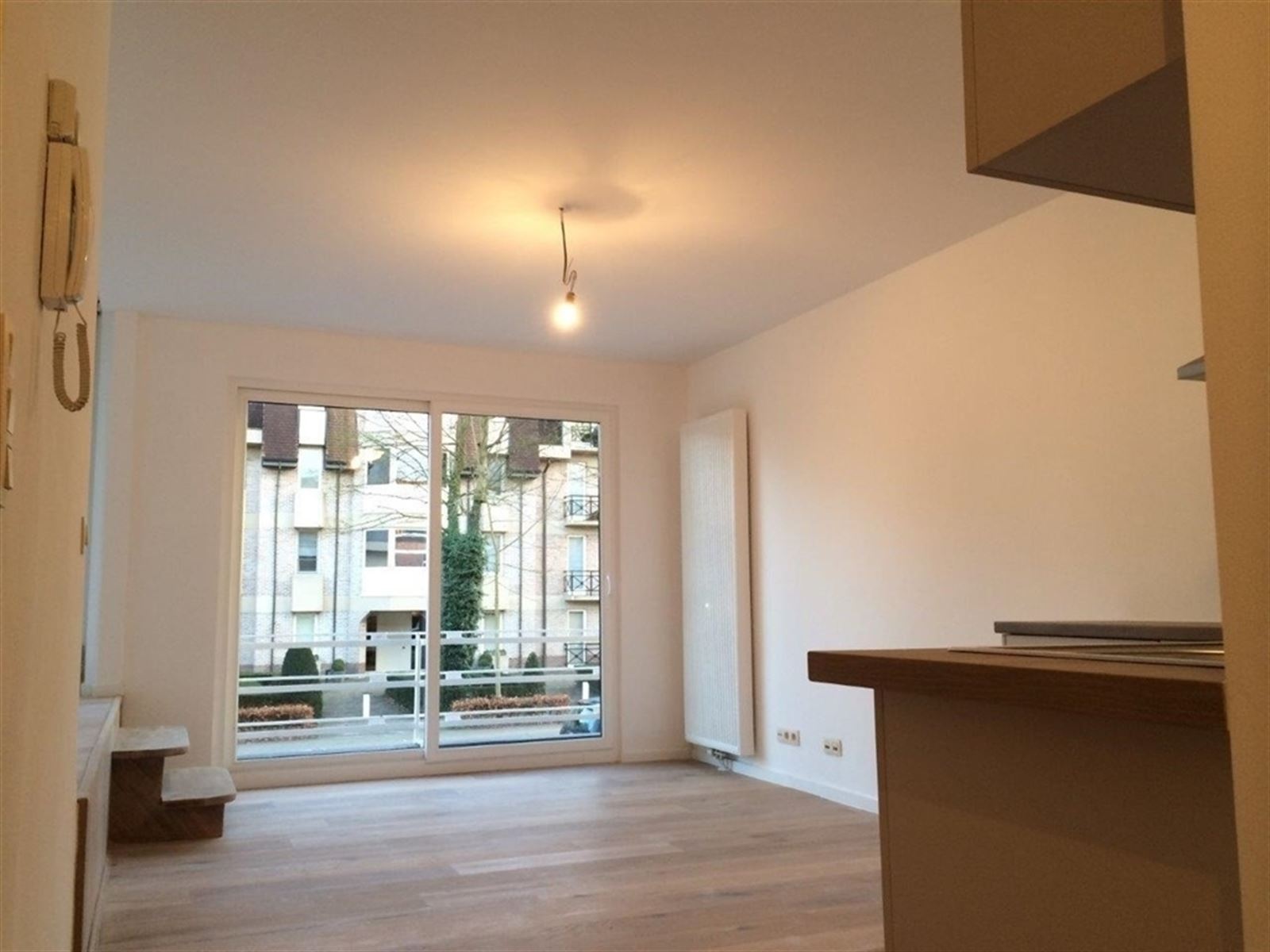 Gelijkvloers duplex met grote tuin | 3 slpk | privatieve inpandige garage  - foto 2