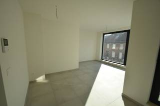 Appartement in residentie Moerenpoort met volgende eigenschappen:° wonen in een verzorgde residentie° gelegen aan zowel de rand van het centrum, als...