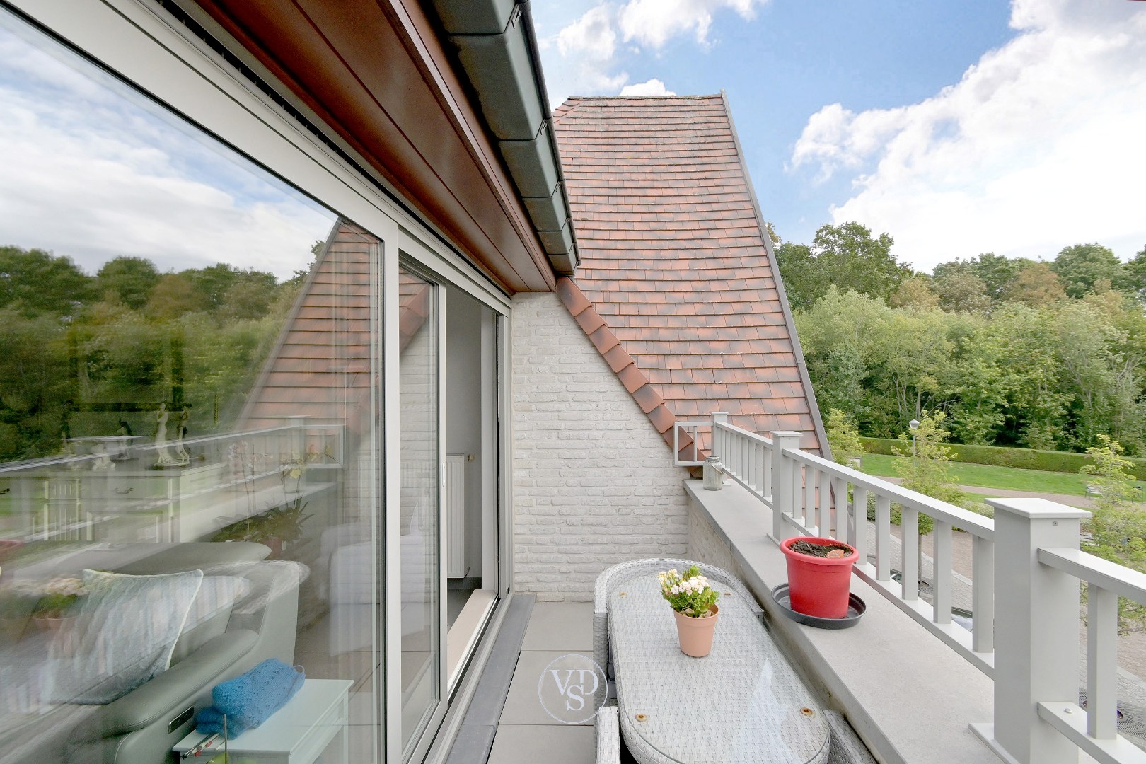 Klassevol appartement met terras (incl. garagebox). - foto 5