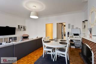 Gelegen in de populaire buurt “Altitude 100” vindt u dit ruim en instapklaar 2-kamer appartement. Het appartement is gelegen op de eerste...