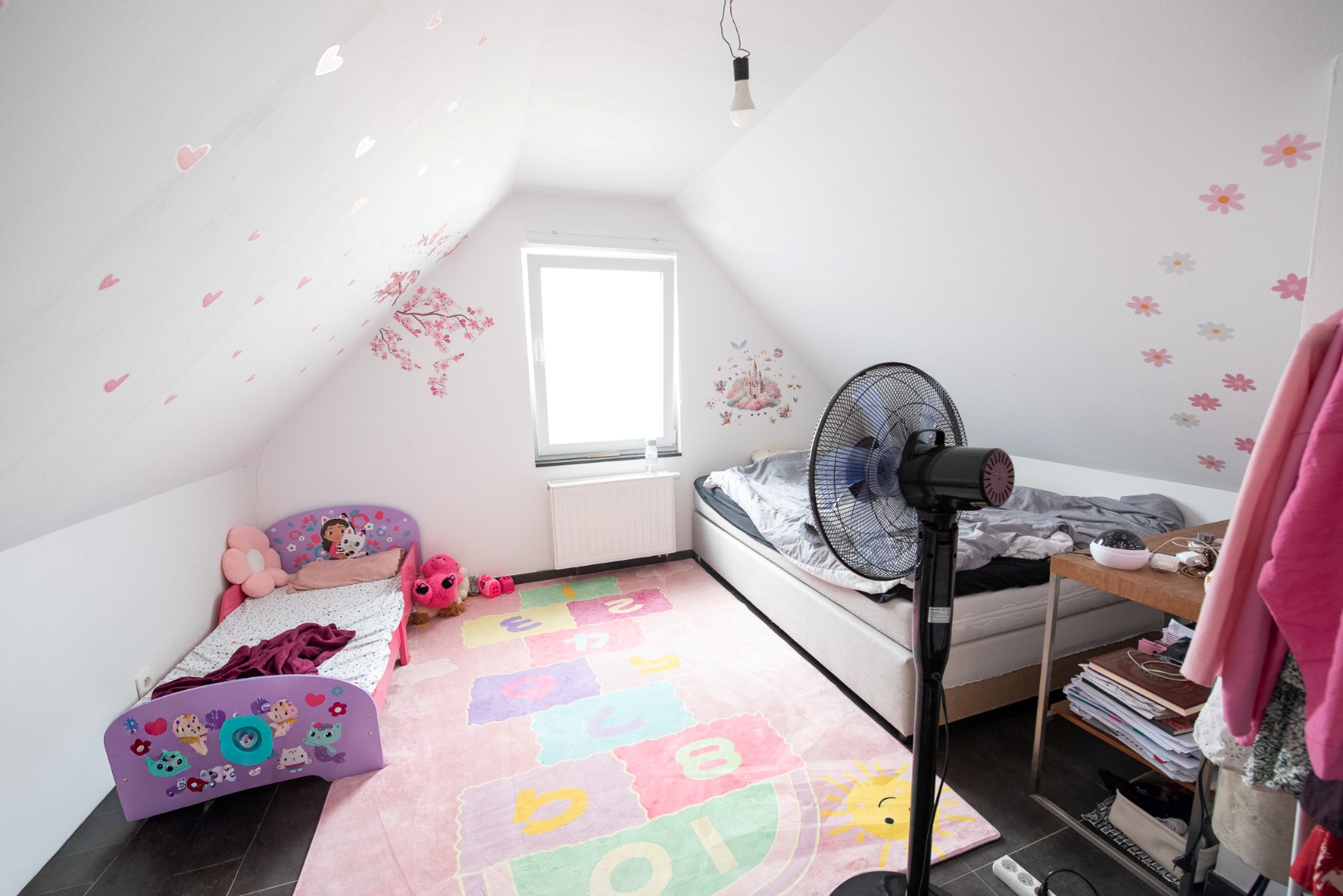 Ruim dakappartement met 2 ruime zonneterrassen te huur in Zulte - foto 5