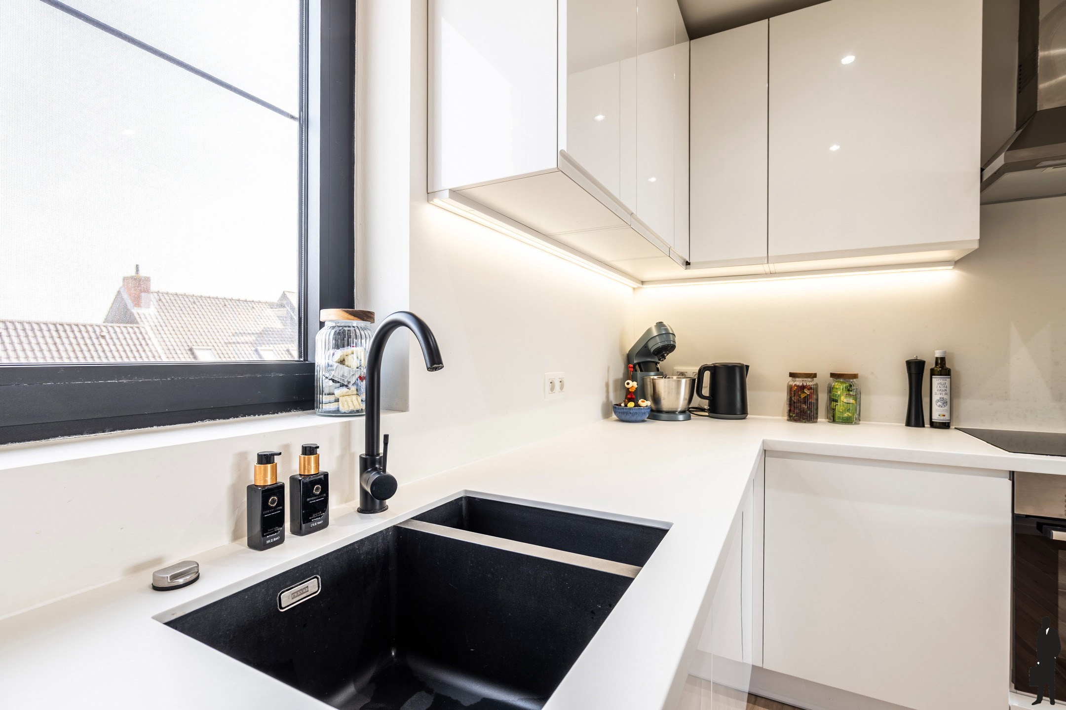 Uitstekend, lichtrijk appartement met ruim terras en garage - foto 5