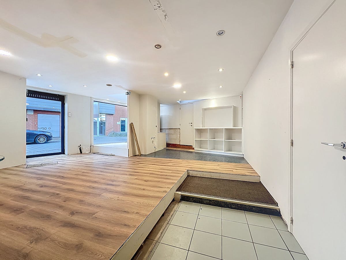 Local commercial à louer à Kuurne - photo 5