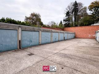 Garagebox te koop in Ukkel buurt de Fré / Cavell: 32.000€Ideaal voor het parkeren van uw wagen, opslag of als risicovrije investering - Deur:...