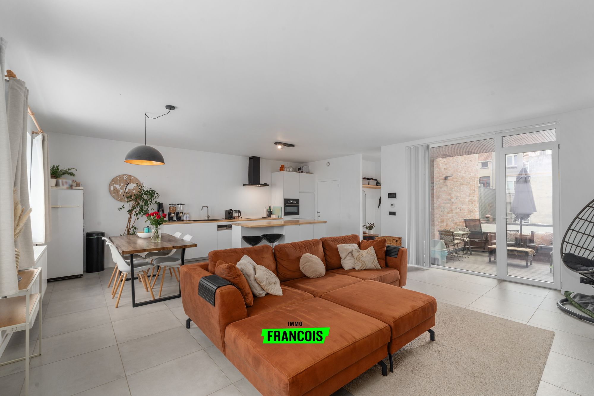Modern appartement in kleinschalig gebouw te Oostende - foto 1